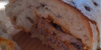 Zvýšilo sa vám mäso z vývaru? Nudia vás už klasické sendviče? Pripravte si na cestu či do práce jednoduchú, ale o to chutnejšiu krkovičku v chlebovom ceste.